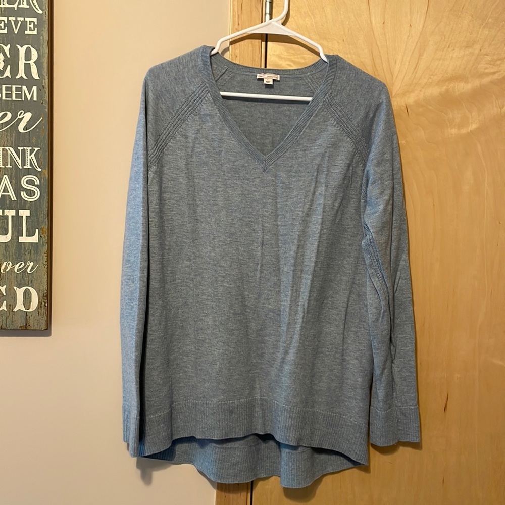 Light weight thin sweater